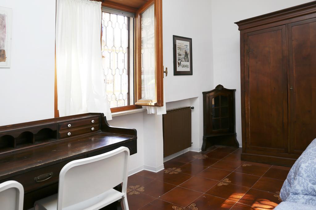 B&B Torrione LʼAquila Habitación foto